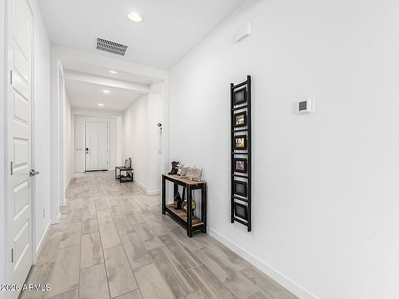 3rd image of 3318 E HAYFIELD Way