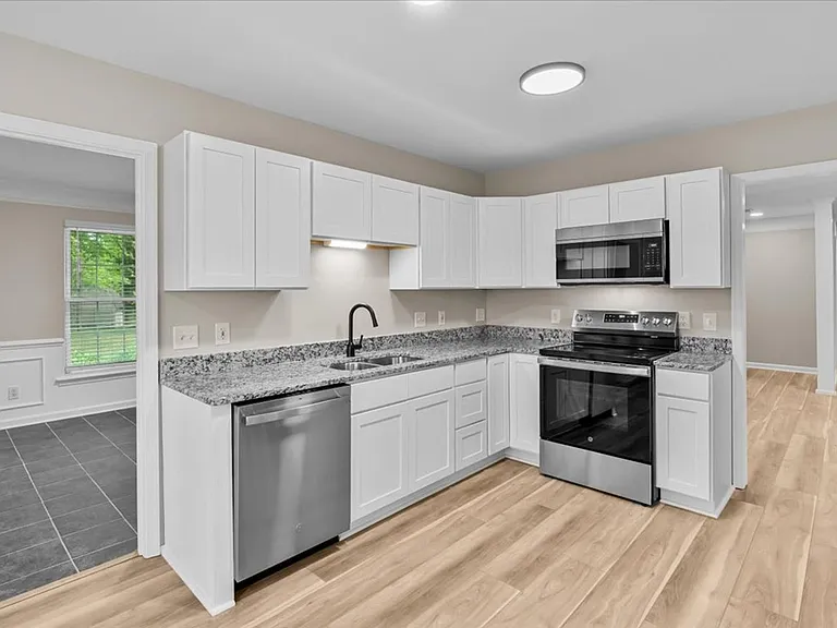 3011 Colony Dr — Photo 19