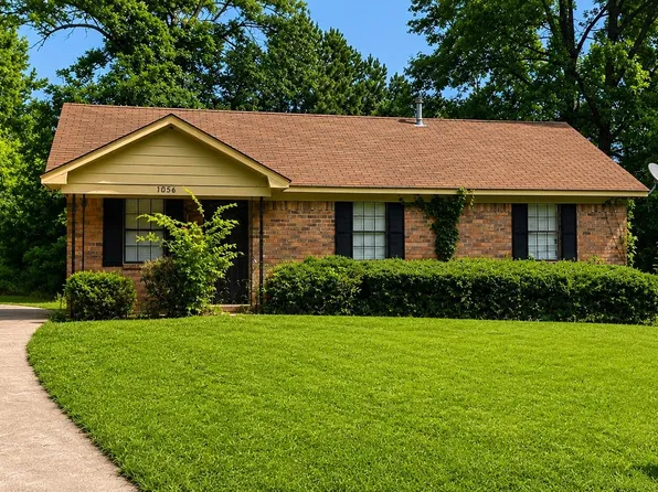 1056 Walk Rd, Memphis, TN 38109