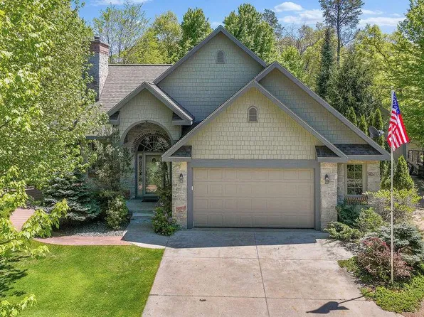 405 St Andrews TRAIL, Nekoosa, WI 54457