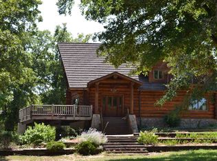 983 Davis Rd, Marietta, OK 73448