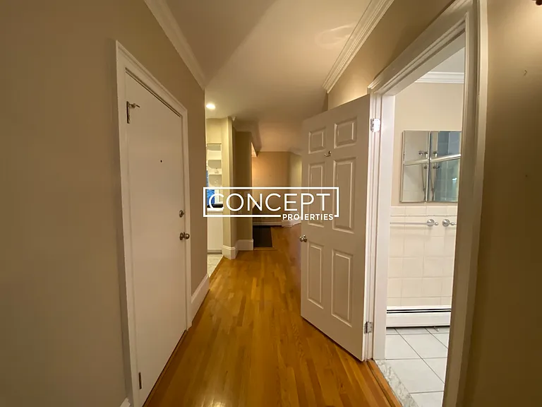 33 Longwood Ave — Photo 13