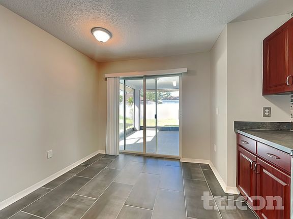 4th image of 15407 Winter Breeze Ln
