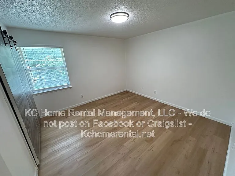 300 Osage St #A — Photo 18