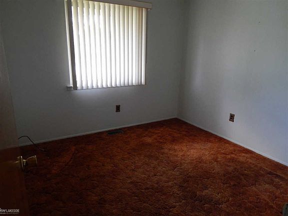 5th image of 44277 Felstone Dr