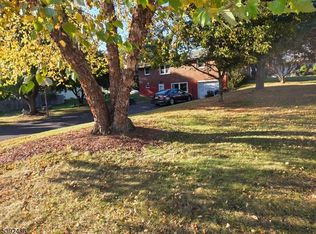 904 Sampson Ave, Phillipsburg, NJ