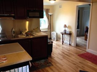 60 Austin Dr #1B, Burlington, VT 05401