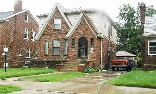 2nd image of 5775 Berkshire St