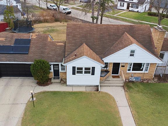 3rd image of 2026 Nebraska Rd