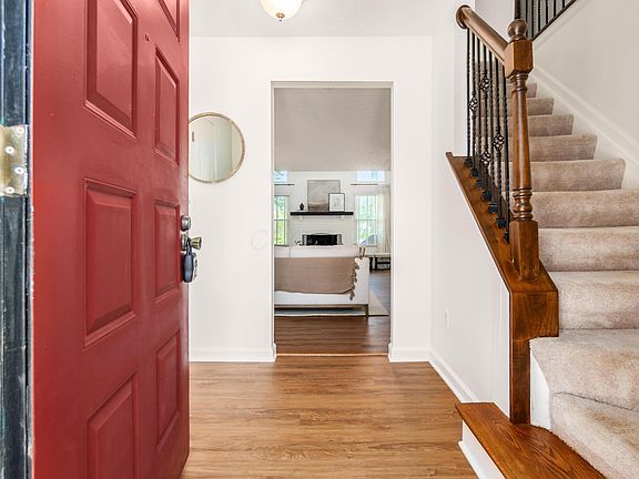 3rd image of 3264 Ebonywood Ct