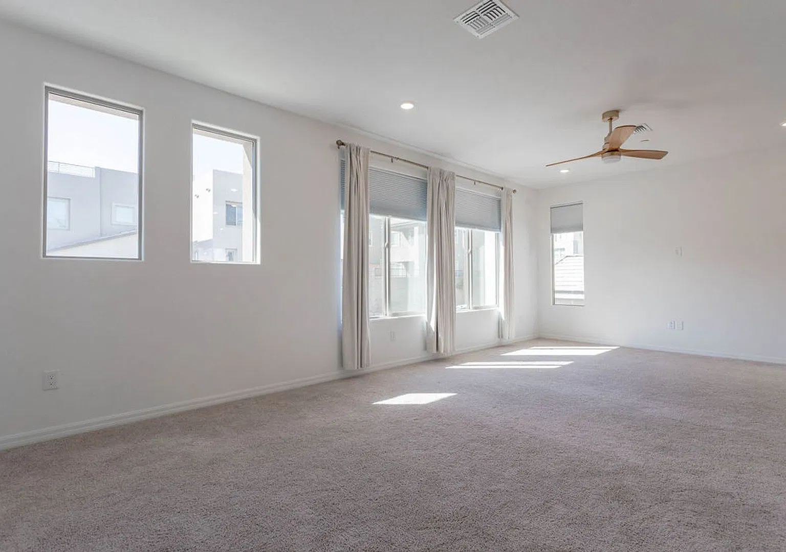 11568 Midnight Melody Avenue, Las Vegas, NV 89138 — Photo 3
