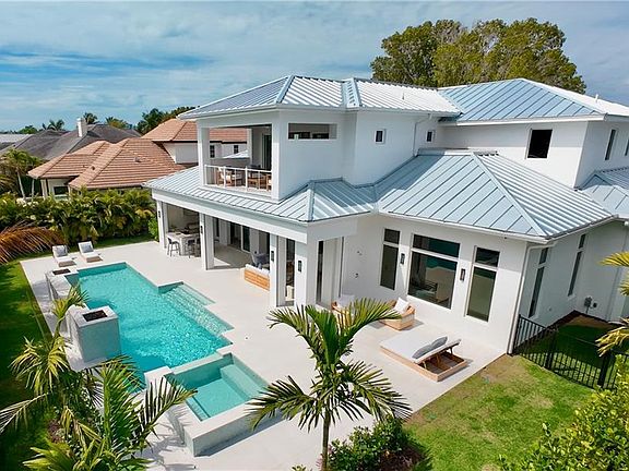 2nd image of 788 Riviera DR
