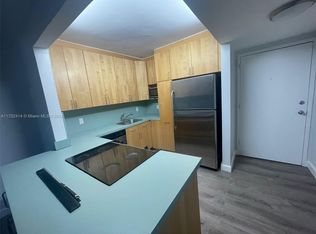 2350 NE 135th St APT 402, North Miami, FL 33181