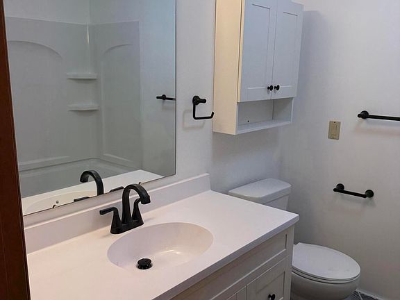 5th image of 2178 Viking Way