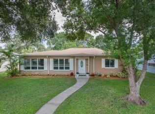 527 38th Ave NE, Saint Petersburg, FL 33704