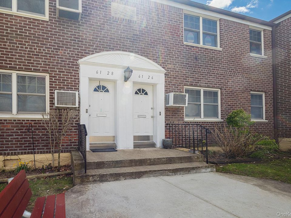 1st image of 61-28 255th #1016