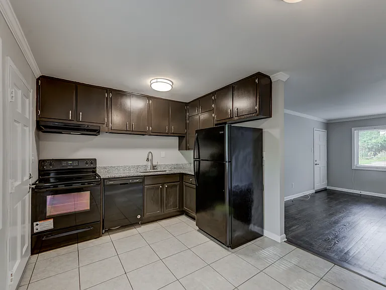 3547 Glenwood Rd #A — Photo 5