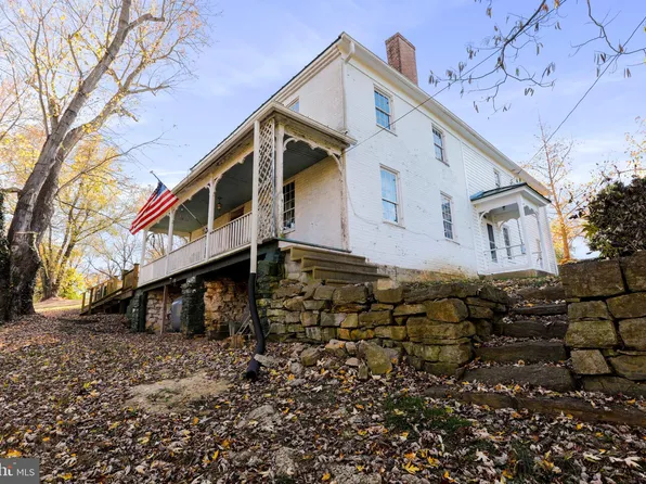 124 E High St, Sharpsburg, MD 21782