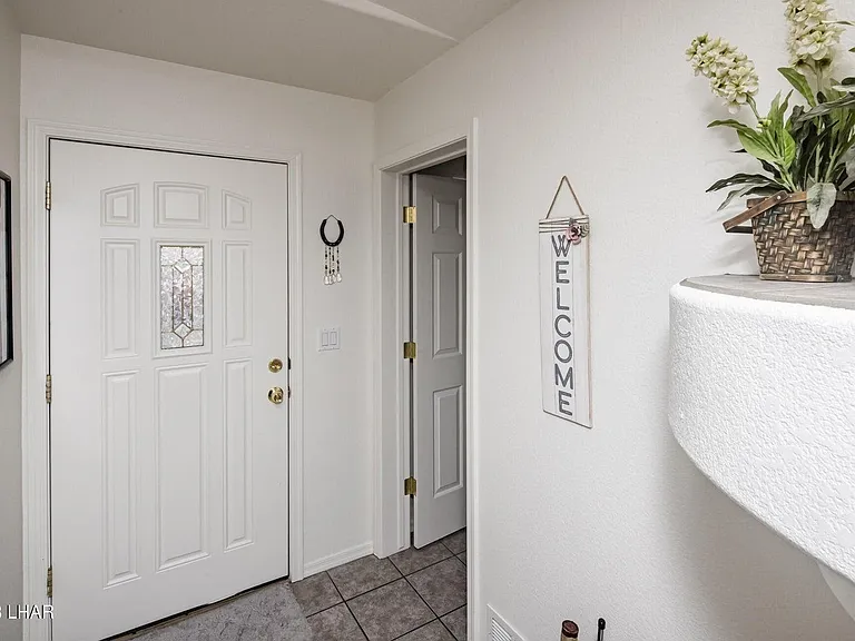 2960 Osborn Dr #102 — Photo 6