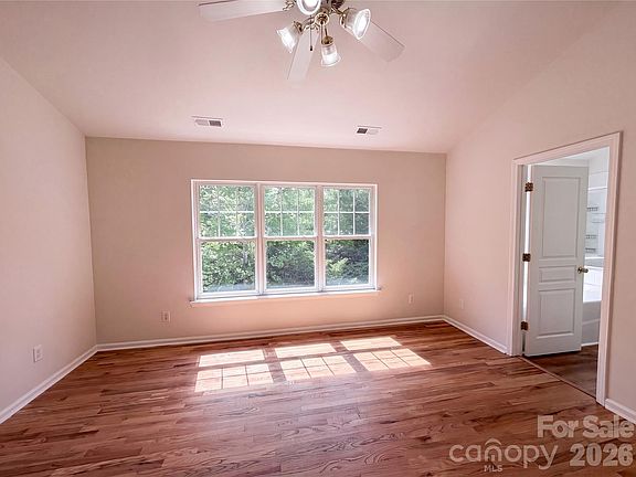 4th image of 10648 Secret Garden Ln