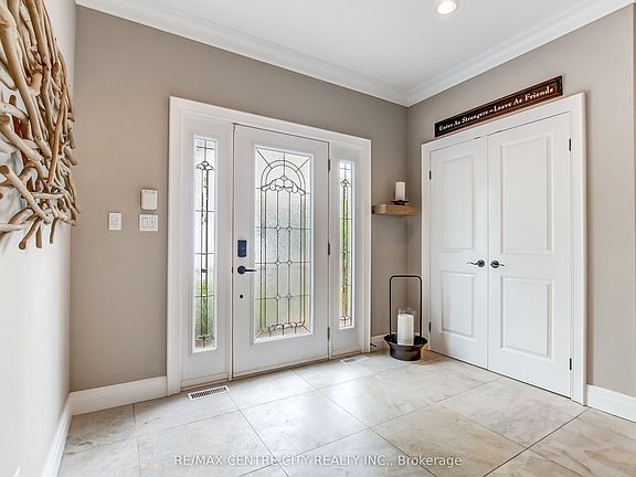 5th image of 136 Brayside St