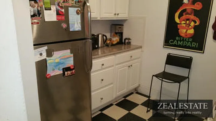 Rented by ZealEstate Group Inc | media 10