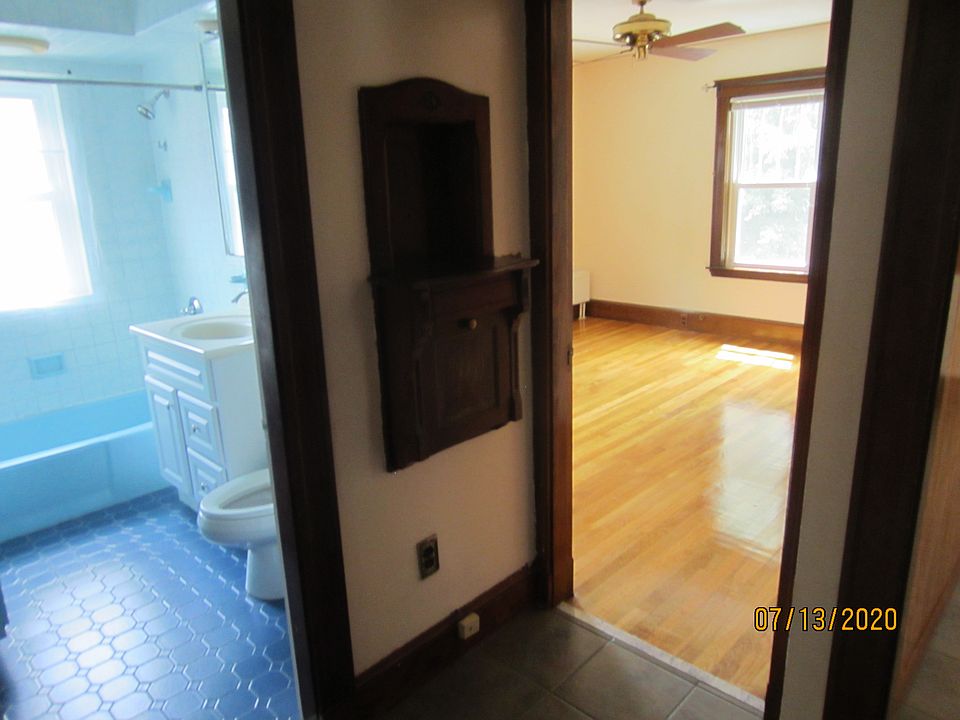 1st image of 130 Lake St Floor 2