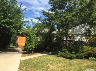 526 Kirkby Rd, Elmont, NY 11003