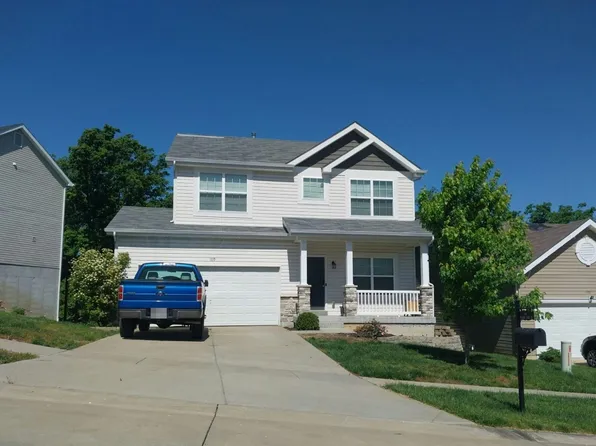 109 Village Glen Ct, Wentzville, MO 63385
