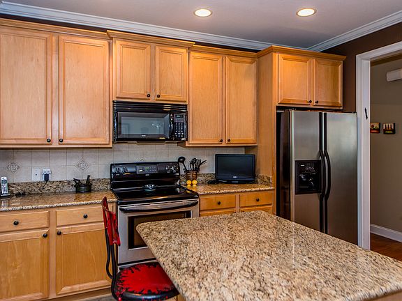 4th image of 8711 Belle Mina Way