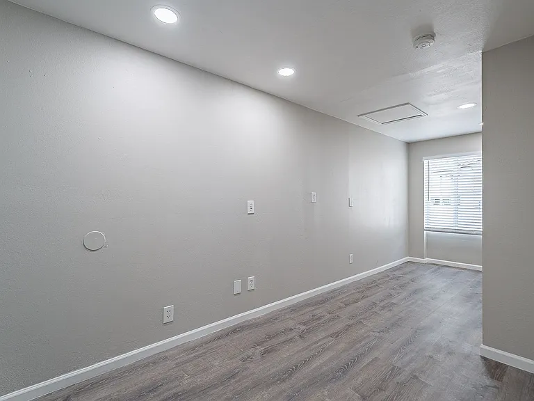 Highland Villa — Photo 38
