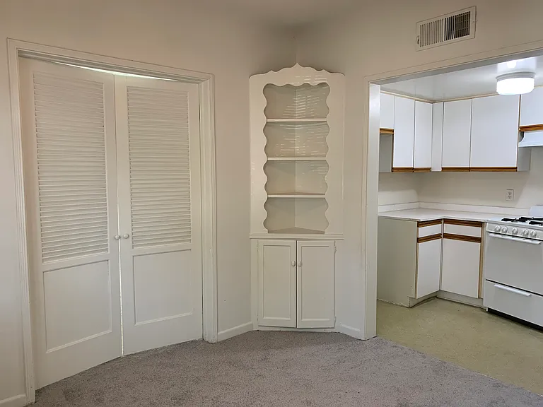 10724 Camarillo St #10726 — Photo 9