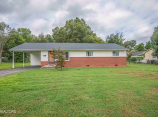 509 Riverside Dr, Clinton, TN 37716