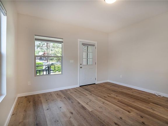 4th image of 88 E Sierra Madre Blvd Unit 90