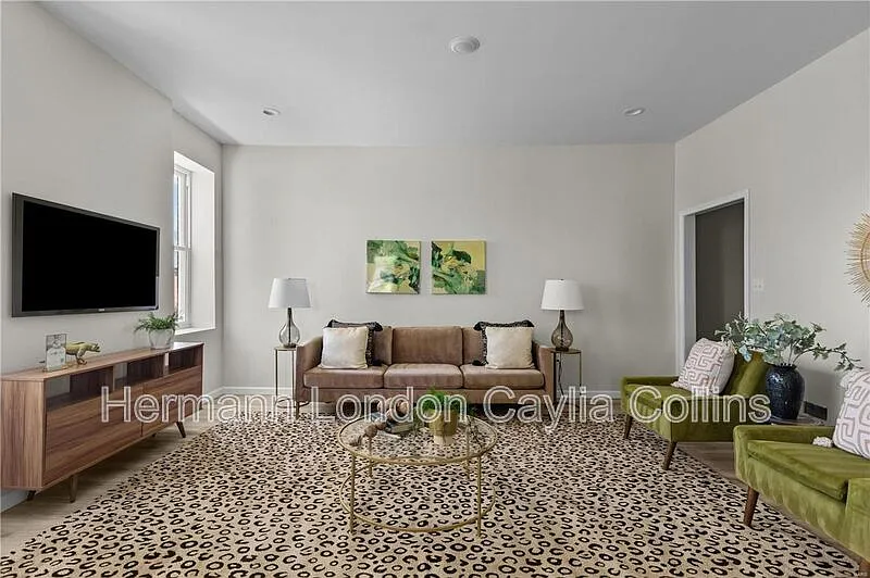 2 bed, 1.0 bath, 1100 sqft, $1,400 — Photo 4