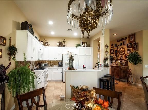 5th image of 19417 Verbena St