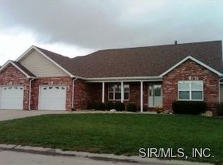 320 Ratz Dr, Granite City, IL 62040