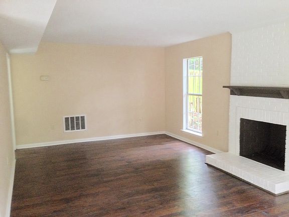 4th image of 4305 Morington Ln