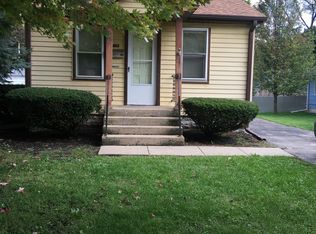 403 Howard Ave, Aurora, IL 60506