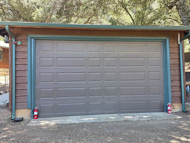 7068 Sandy Crk — Photo 30