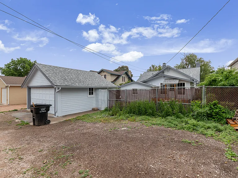 1217 West Blvd — Photo 7