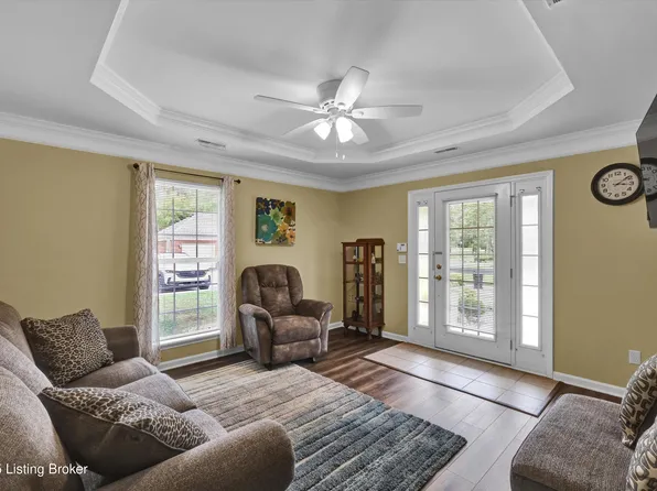 7248 Briscoe Vista Way, Louisville, KY 40228