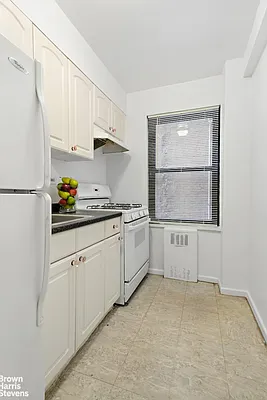 Rented by Brown Harris Stevens | media 3