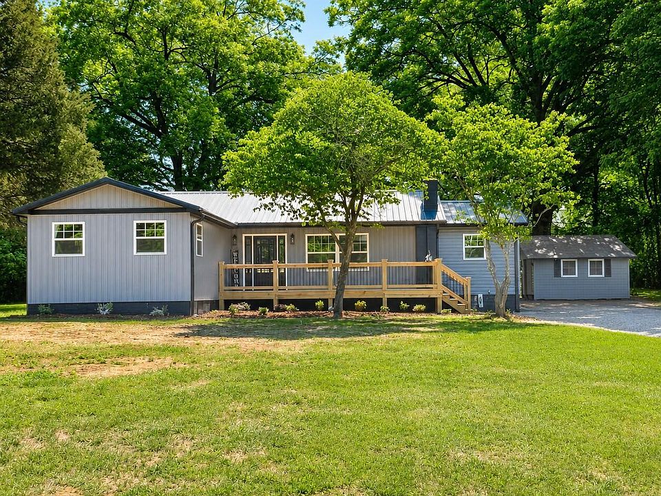 1st image of 220 Dameron Street
