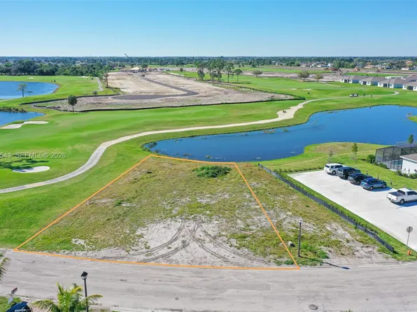 20820 Copperhead Dr, Lehigh Acres, FL 33936
