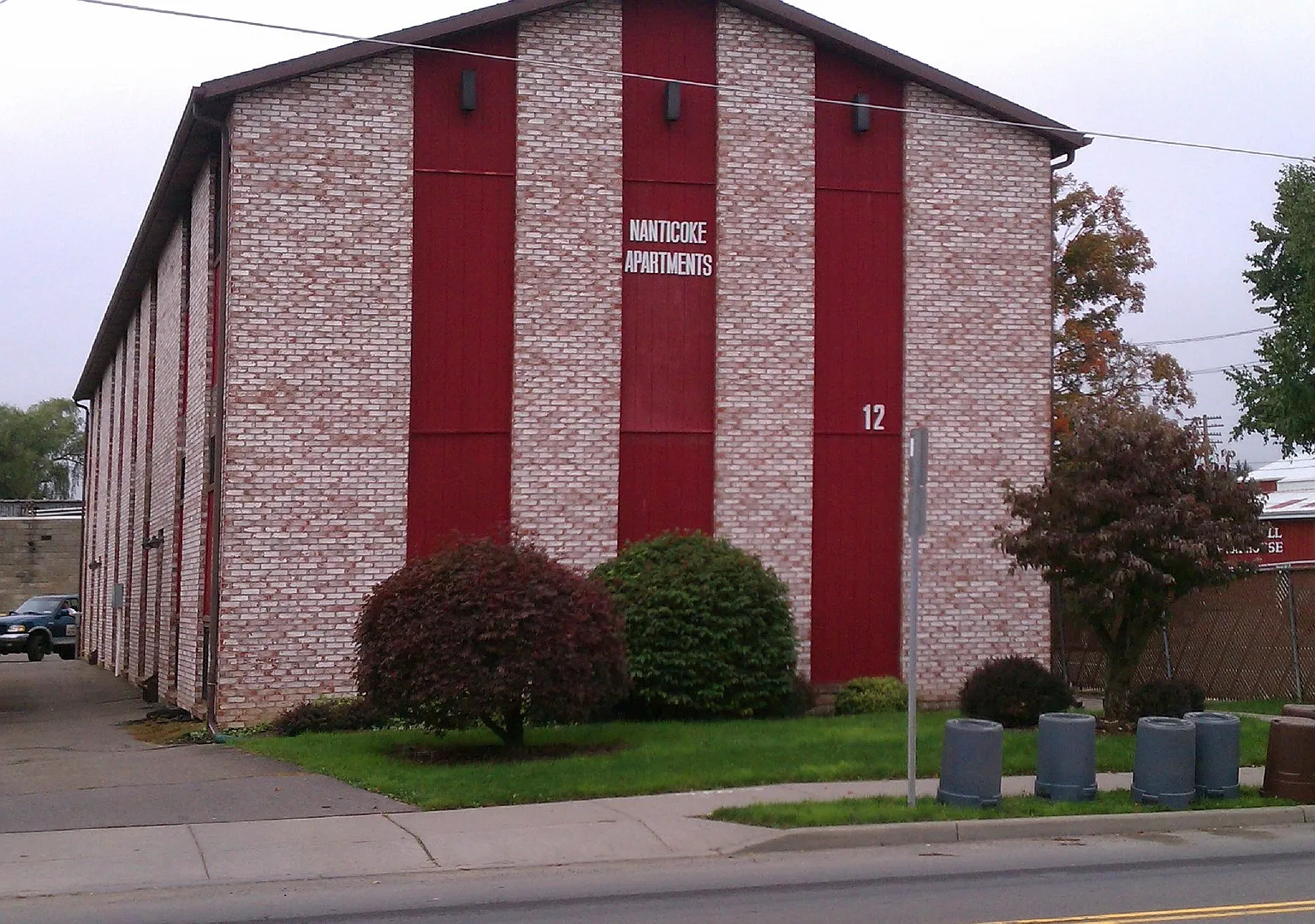 Nanticoke Ave — Photo 3