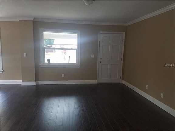 5th image of 135 Eldorado Dr