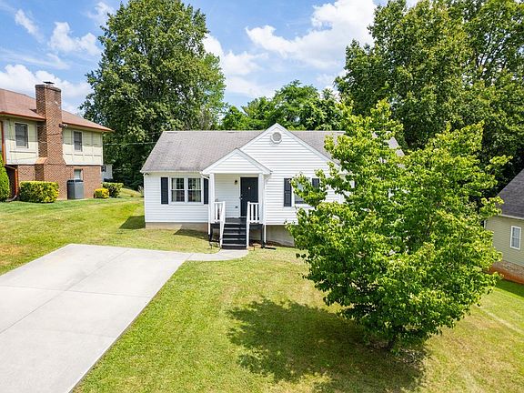 2nd image of 215 Omega Dr