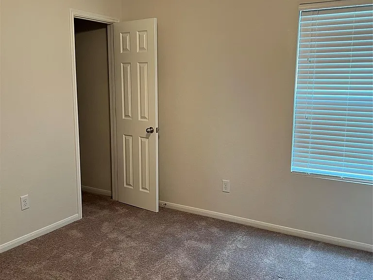 14834 Waverly Hill Ln — Photo 19