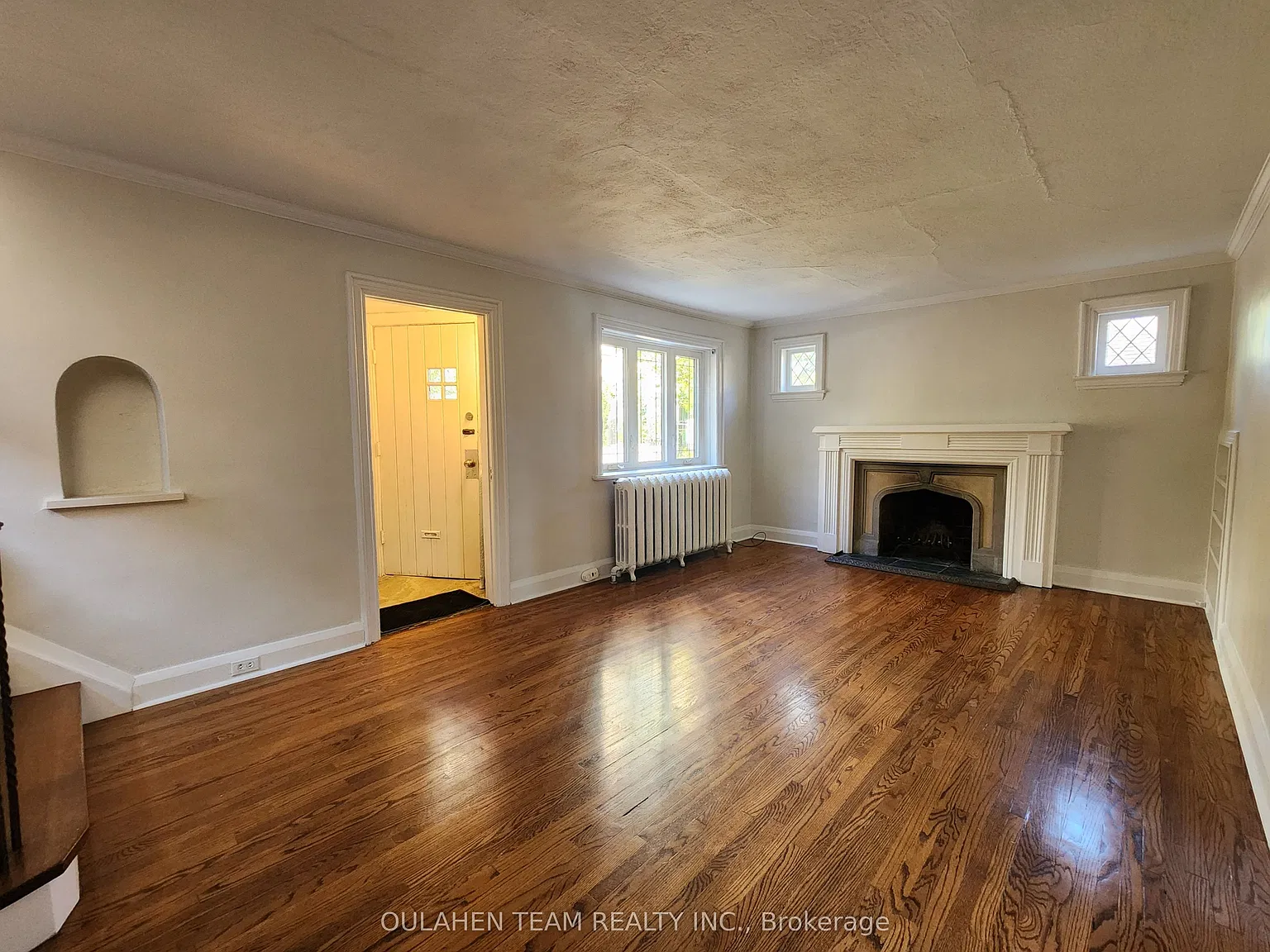 2 bed, $3,500 — Photo 2